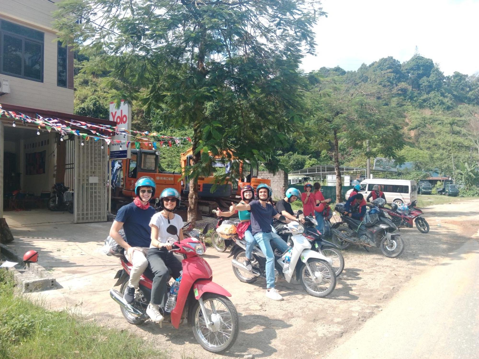 Ha Giang Yolo House And Loop Tours Hotel Exterior photo